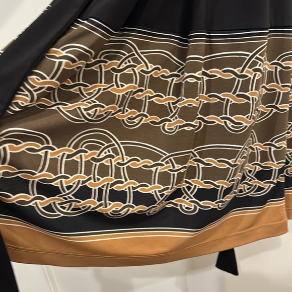 T Tahari Stretch Wrap Dress Small - Picture 2 of 6